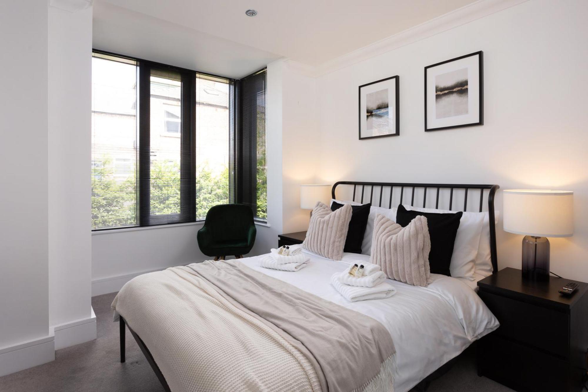 London Mews, Modern Apartment - Sleeps 4 ヨーク エクステリア 写真